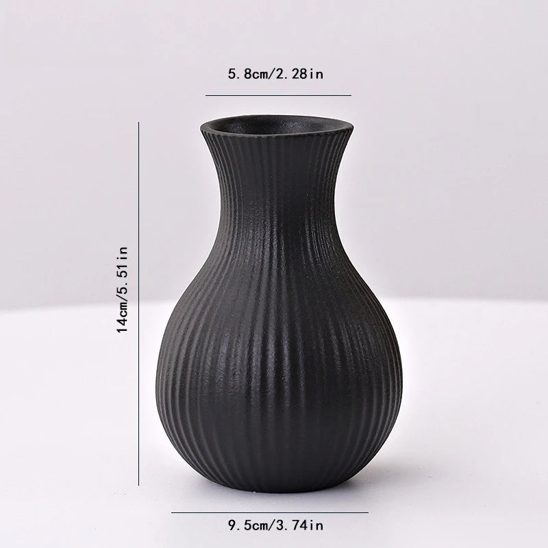 Modern Black Ceramic Vase YOUR HOME™