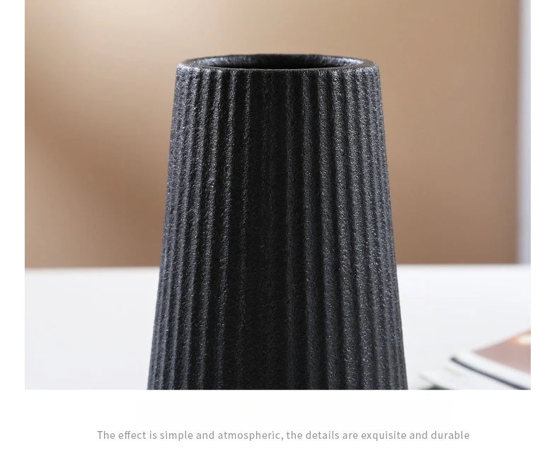 Modern Black Ceramic Vase YOUR HOME™