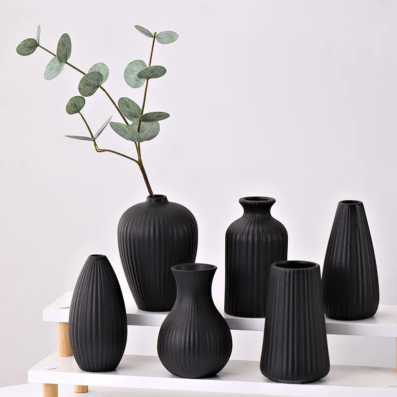 Modern Black Ceramic Vase YOUR HOME™