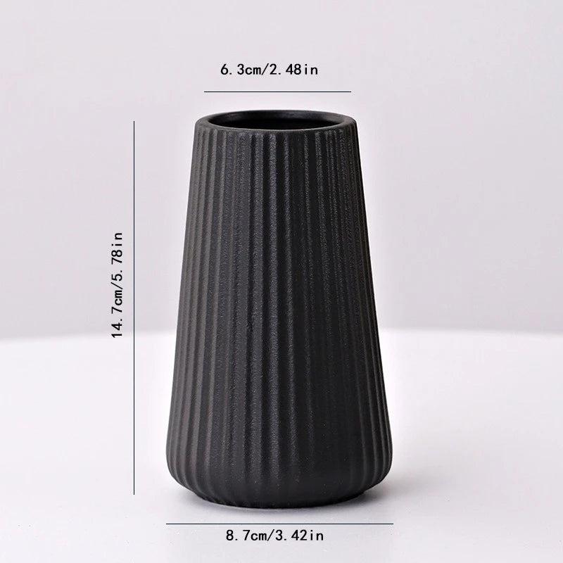 Modern Black Ceramic Vase YOUR HOME™