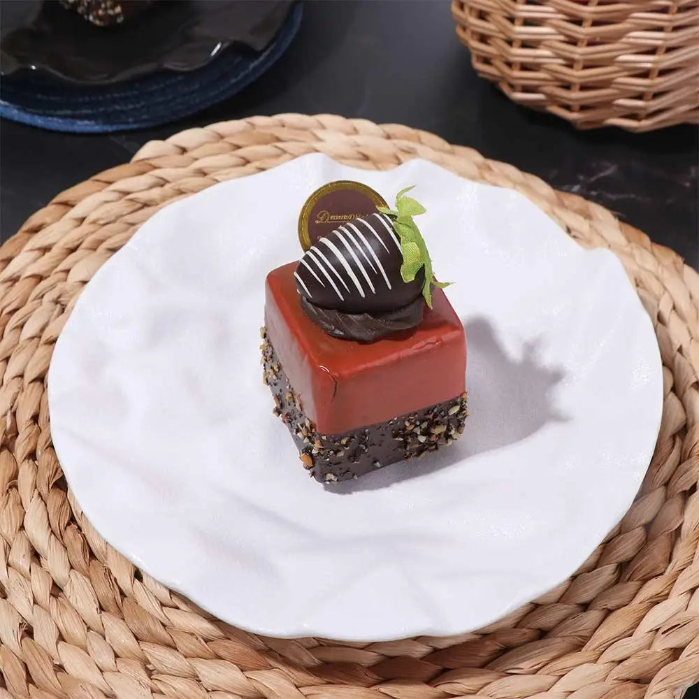 Petal Design Ceramic Plate – Black Stoneware Dish for Dinner & Dessert | Your Home™