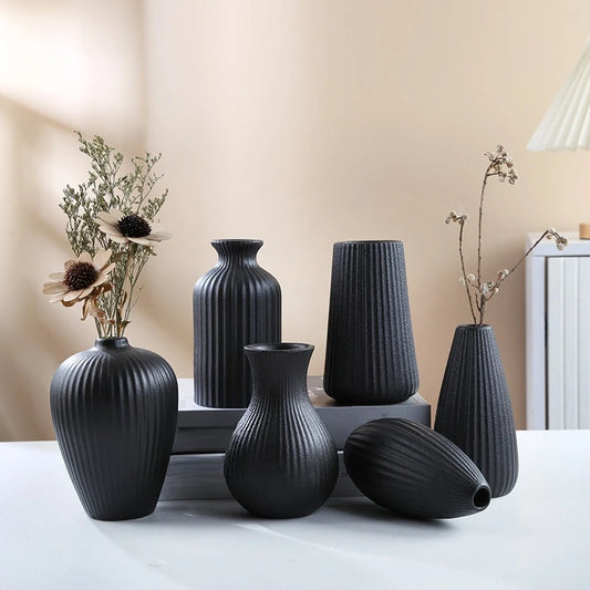 Modern Black Ceramic Vase YOUR HOME™