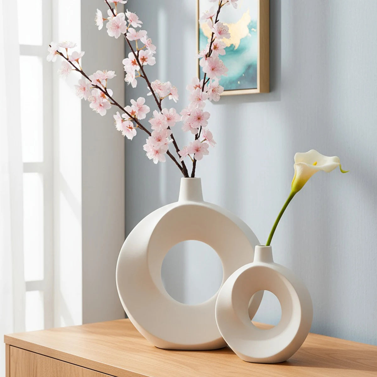 Halo Donut Vase – Minimal Ceramic-Look Resin Vase Your Home™