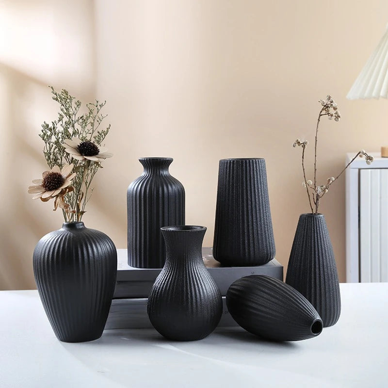 Modern Black Ceramic Vase YOUR HOME™